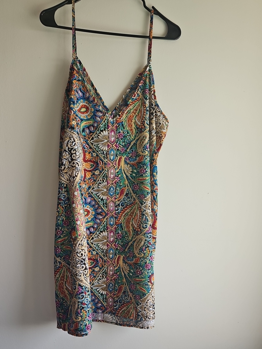 Spaghetti Strap V-Neck Paisley Print Dress in Multi